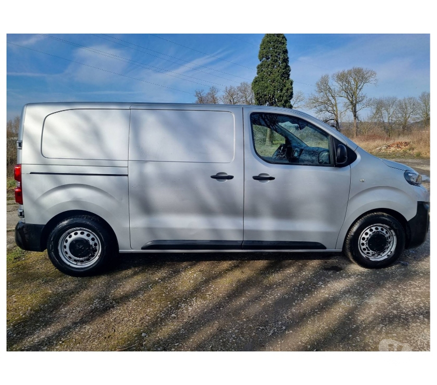 Véhicules commerciaux & utilitaires d'occasion Pont-de-Loup - Photos Vivastreet Peugeot Expert Gris 2018 1.6hdi 95cv 3places Gps Ac Cruise..