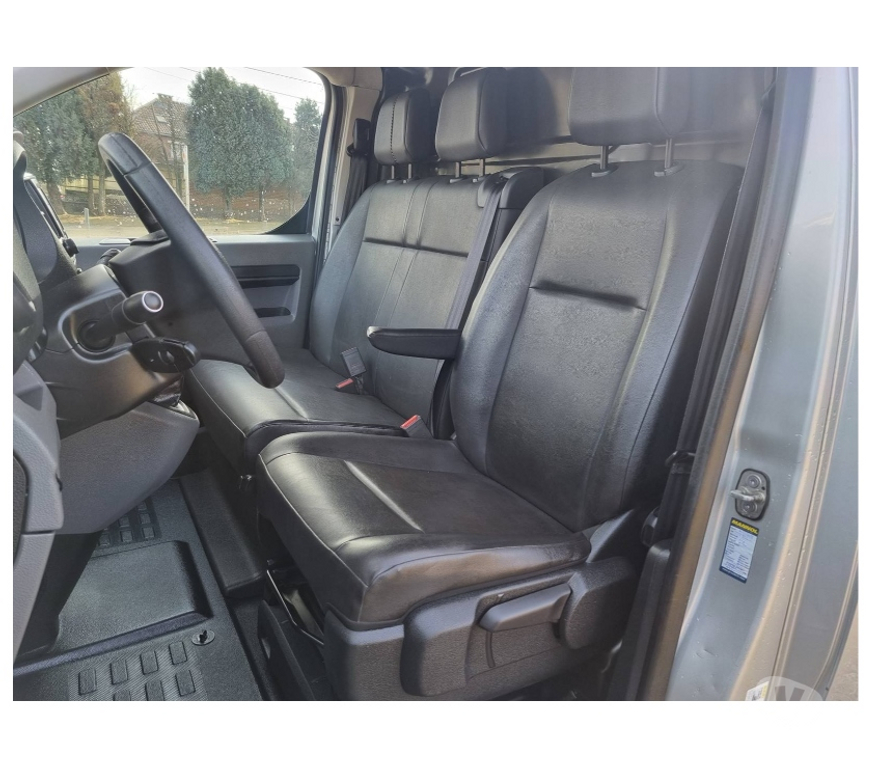 Véhicules commerciaux & utilitaires d'occasion Pont-de-Loup - Photos Vivastreet Peugeot Expert Gris 2018 1.6hdi 95cv 3places Gps Ac Cruise..