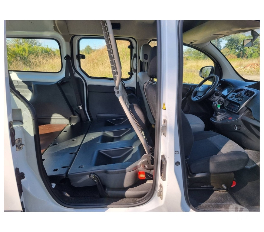 Véhicules commerciaux & utilitaires d'occasion Pont-de-Loup - Photos Vivastreet Renault Kangoo 6 2019 Double Cabine 108127KM 1.5dci 90cv EU6