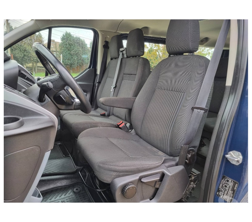 Véhicules commerciaux & utilitaires d'occasion Pont-de-Loup - Photos Vivastreet Ford Transit Custom 9places minibus 2.2tdci 125cv 92kw airco