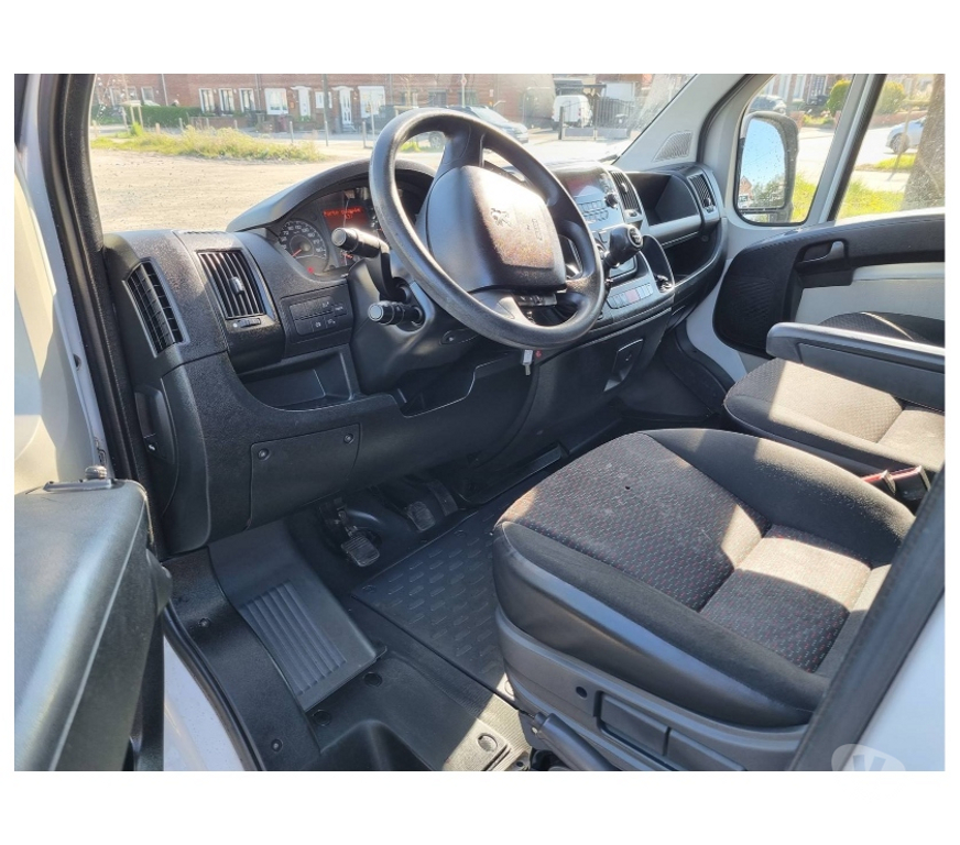 Véhicules commerciaux & utilitaires d'occasion Pont-de-Loup - Photos Vivastreet Peugeot Boxer L3 Double Cabine 7places 2.2hdi 131cv Ac Cruis