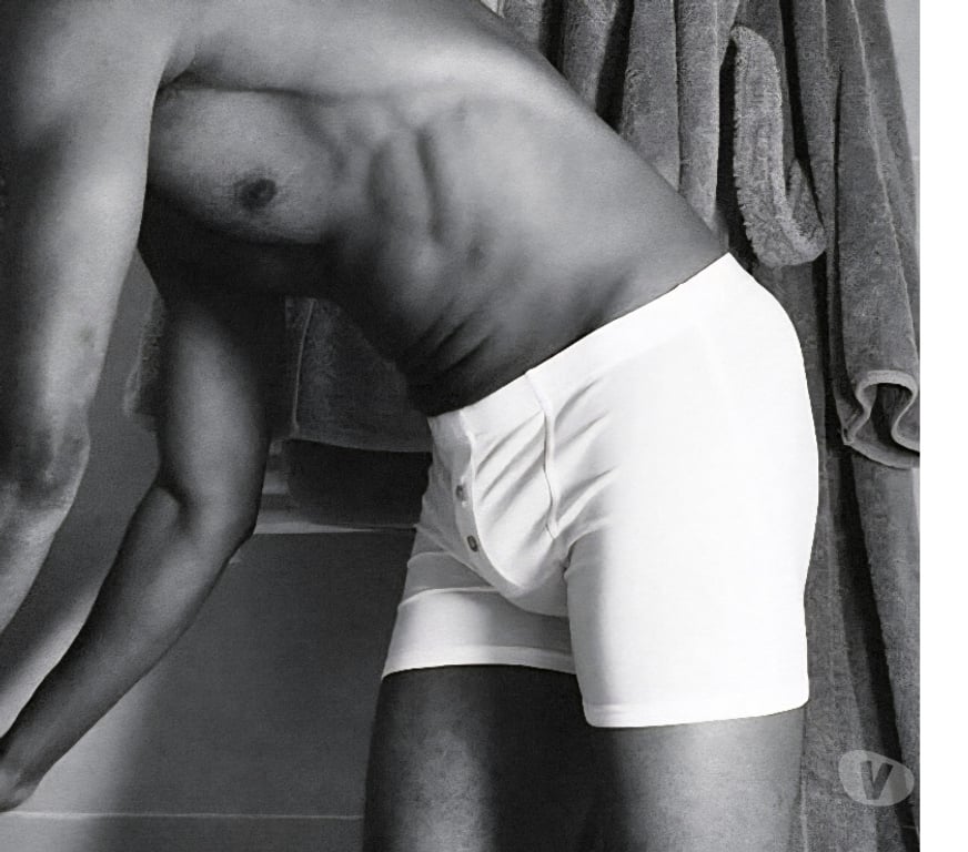 Gay Schaerbeek - Photos Vivastreet Viens, je te suce ton bo zeb zob ! (pour 18 à 26 ans)