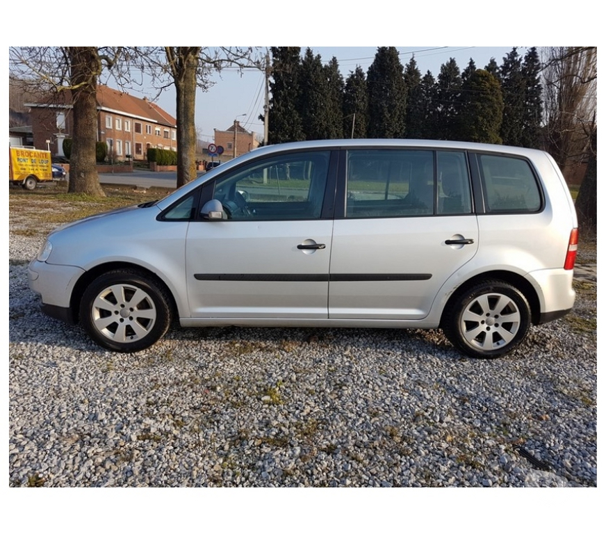 Voiture à vendre Pont-de-Loup - Photos Vivastreet Vw touran 7places 1.9tdi 105cv Airco...