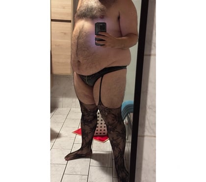 Gay - Photos Vivastreet Gros bear poilu se gode en cam