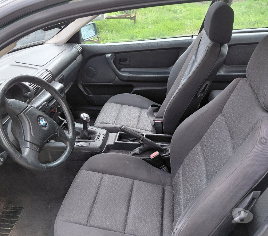 Voiture à vendre Gilly Gilly-Centrum - Photos Vivastreet A vendre BMW 318d année 2001