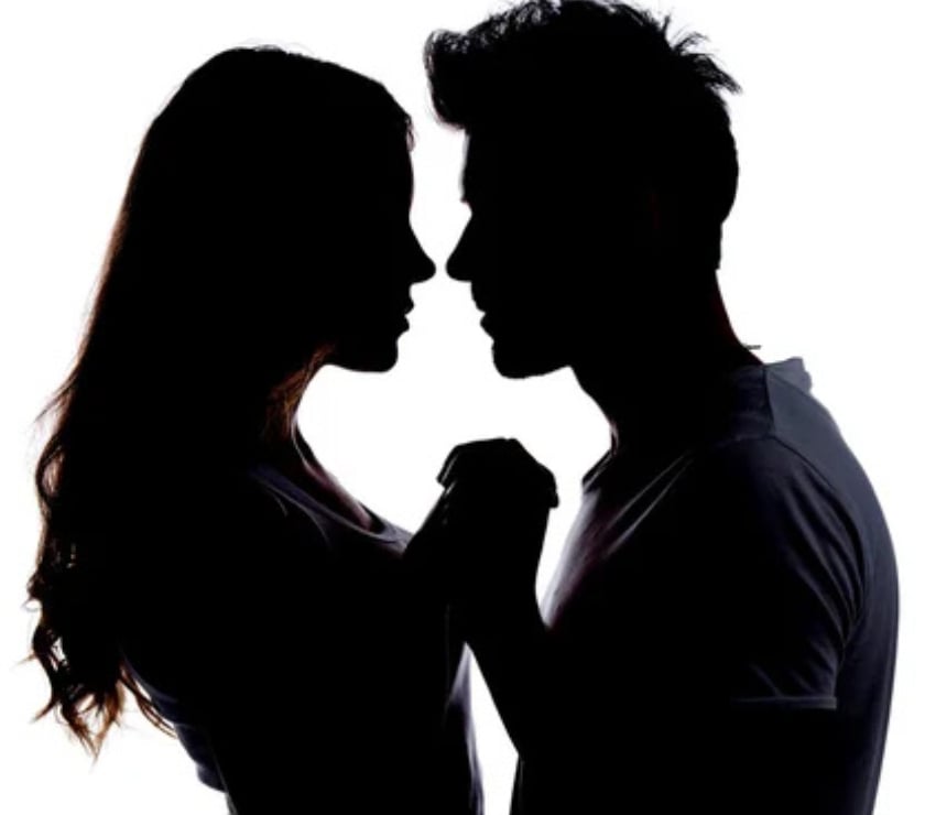 Amant attentionné pour femme délaissée