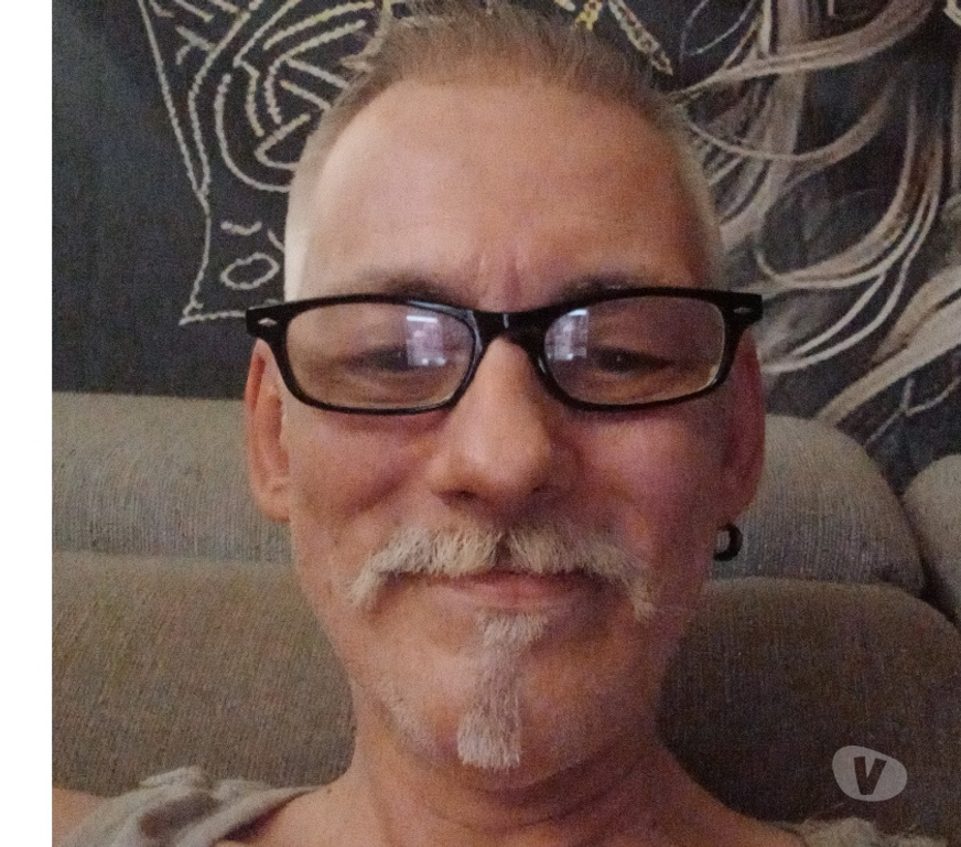 Gay Laeken - Photos Vivastreet Bi passif cherche actif .