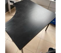 Bureau en coin IKEA
