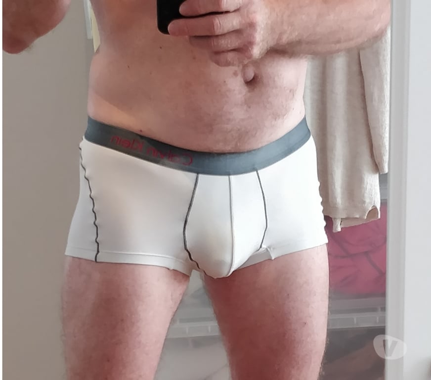 Gay Woluwe-Saint-Pierre - Photos Vivastreet Corps à corps sensuel