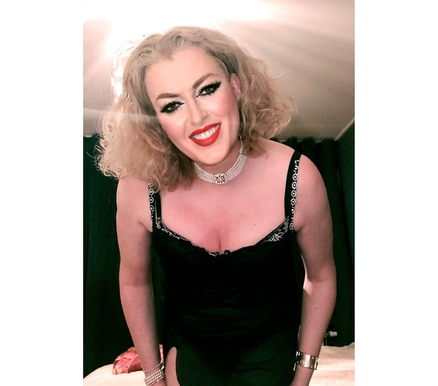 Gay Liège Liège-Centrum - Photos Vivastreet Belle trans feminine blonde passive recoit