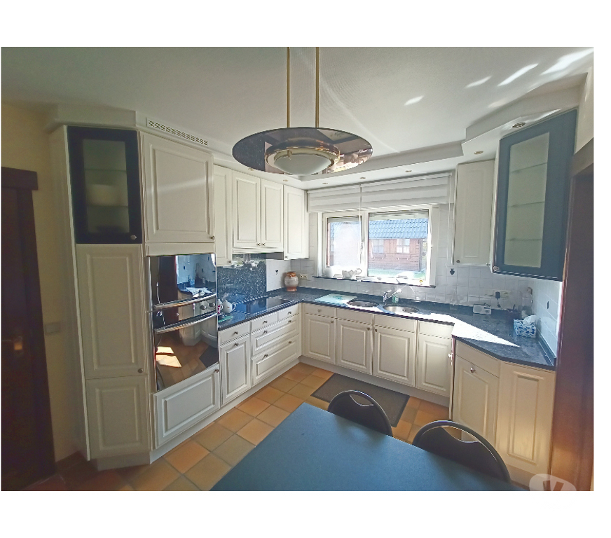 Annonce maison Houthulst - Photos Vivastreet Villa joliment décorée avec jardin et garage