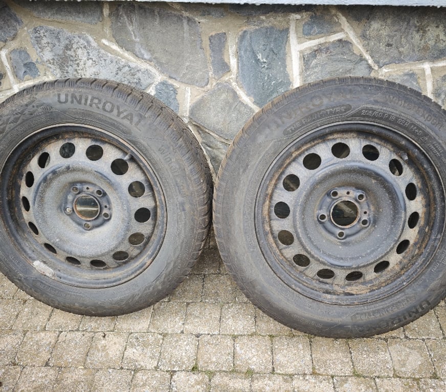 Pièces et services auto Libramont - Photos Vivastreet 4 Pneus hiver avec jantes