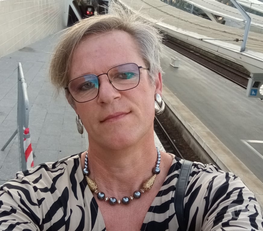 Gay Liège Liège-Centrum - Photos Vivastreet Passif efféminé cherche homme actif viril