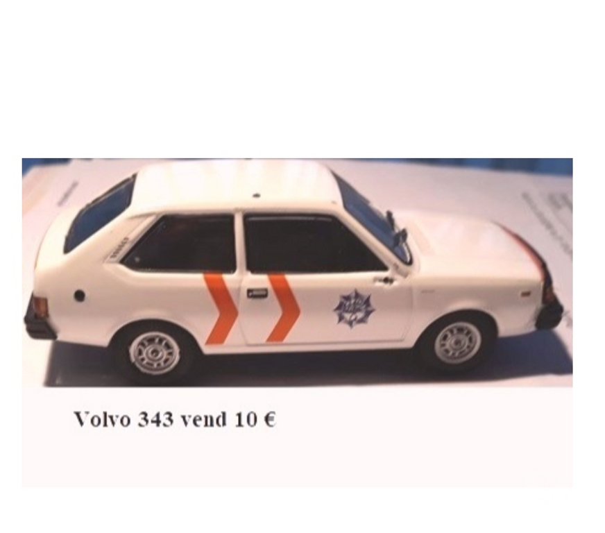 Collections Manage - Photos Vivastreet Voiture miniatures 1 43