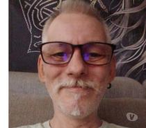 Je cherche une petite meuf a baiser .