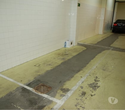 Location parking & garage - Photos Vivastreet Place de parking dans le garage d'une co-propriété