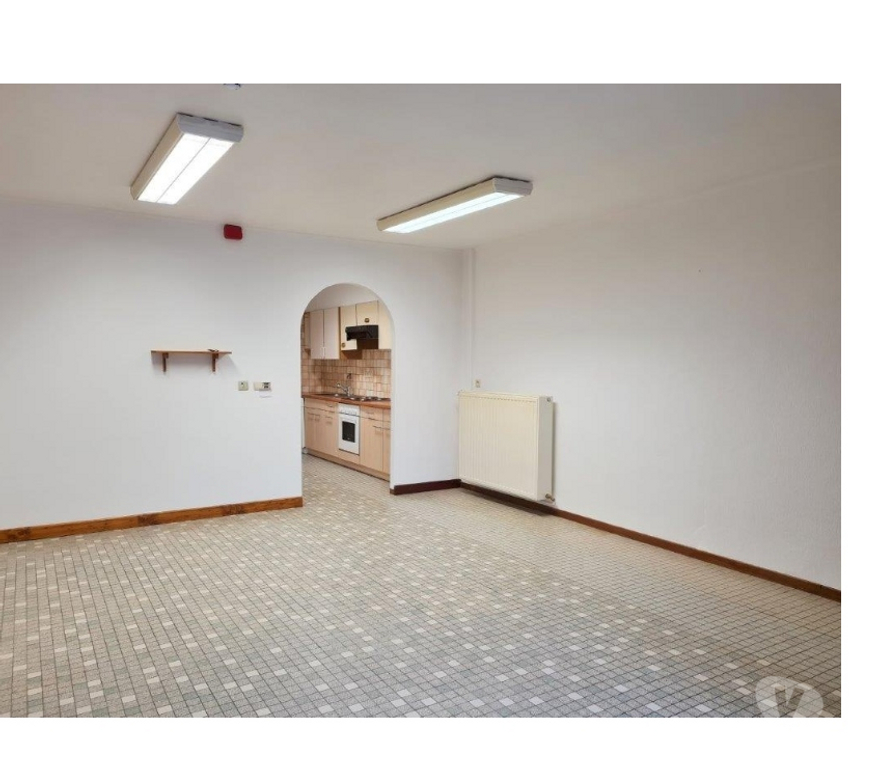 Location appartement Paliseul Fays-les-Veneurs - Photos Vivastreet Région Paliseul : appartement rez-de-chaussée, 1 chambre.