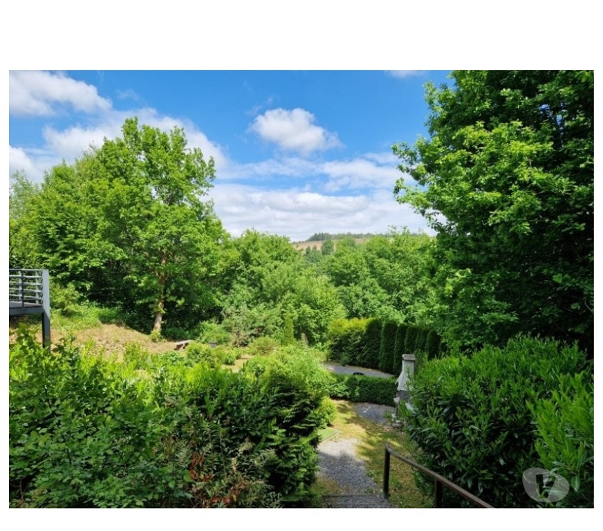 Annonce maison Bouillon Bouillon-Centrum - Photos Vivastreet Bouillon : spacieuse maison, 4ch - 2sdb. Belle vue.