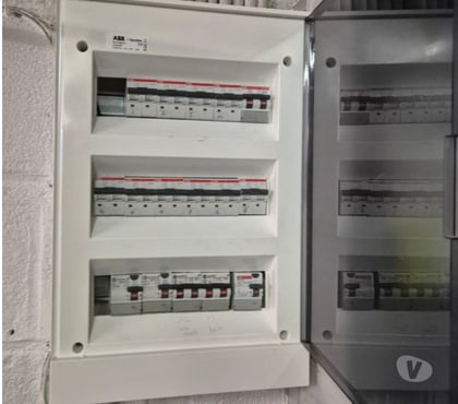 Artisans - dépannages - Photos Vivastreet Electricité, plomberie et autres travaux