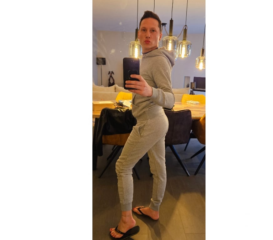exhib Ans Ans-Centrum - Photos Vivastreet JH Cherche cpl ou Femme pour moment coquin