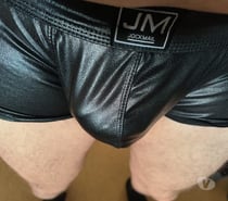 cherche femme de ménage très ouvert et joueuse sans tabou