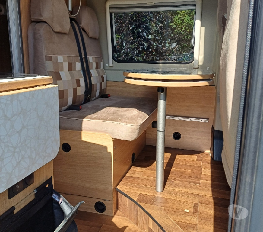 Camping car occasion Ath Ath-Centrum - Photos Vivastreet FOURGON AMENAGE JUMPER PÖSSL