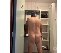 Qui veut baiser mon cul de salope?