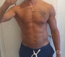 Beau gosse cherche trans