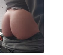 Petite salope cherche bon mâle