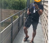 Je fantasme sur les hommes bi, actifs