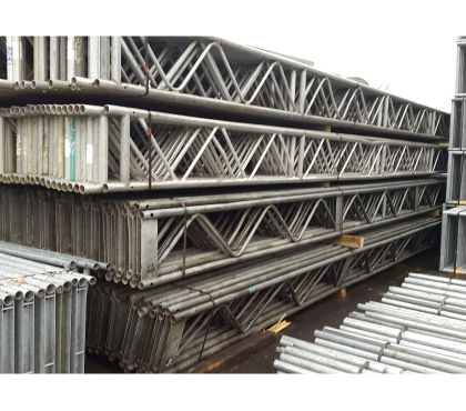 Matériel Cité Administrative De L'Etat Bruxelles (Brussels) - Photos Vivastreet Lot de poutres et structures en acier et alu d’occasion 