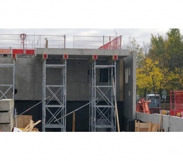 Matériel Cité Administrative De L'Etat Bruxelles (Brussels) - Photos Vivastreet Tour d'étaiement: 10,00m