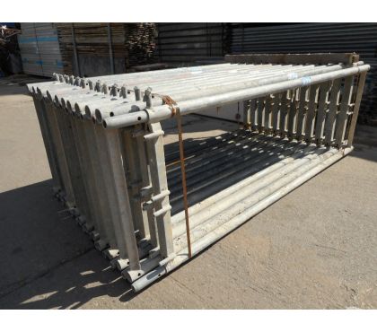 Matériel agricole Cité Administrative De L'Etat Bruxelles (Brussels) - Photos Vivastreet Echafaudage facadier d'occasion RUX: 56m² 