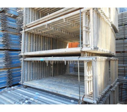 Matériel Cité Administrative De L'Etat Bruxelles (Brussels) - Photos Vivastreet Echafaudage facadier d'occasion RUX: 650m²