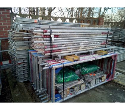 Matériel agricole Cité Administrative De L'Etat Bruxelles (Brussels) - Photos Vivastreet Lot COMPLET Layher, échafaudage pour travaux de toiture