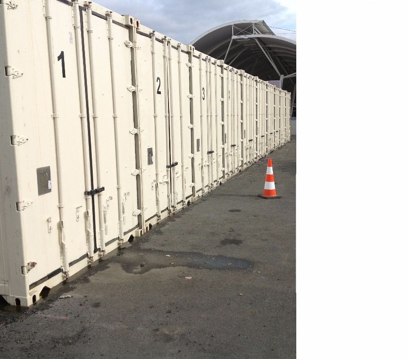Photos Vivastreet container isolé 2450€ - marseille 