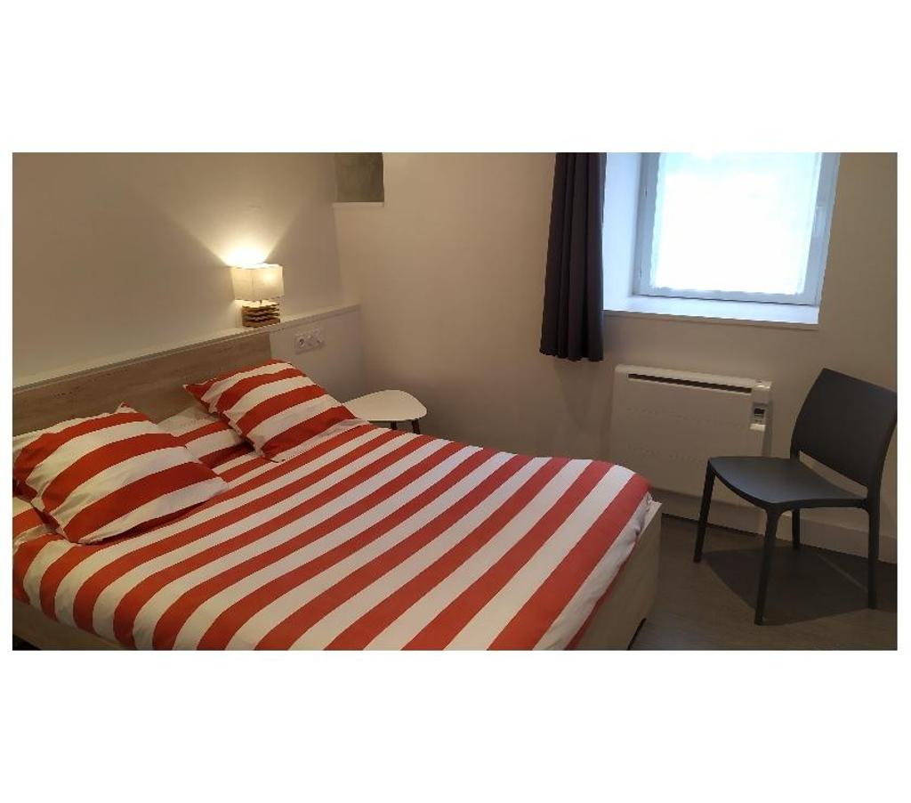 location saisonniere Finistère Plouguin - 29830 - Photos Vivastreet Gîtes 3* Piscine Couverte Chauffé proche Mer.