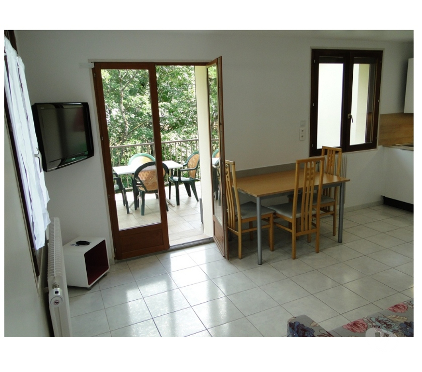 location saisonniere Jura Foncine le Haut - 39460 - Photos Vivastreet Gîte Montagnes du Jura, Sauna Spa, classé 3 étoiles