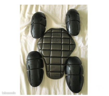 Pièces et services moto Villejuif Val-de-Marne - Photos Vivastreet Ensemble de Protections pour blouson de moto et scooter
