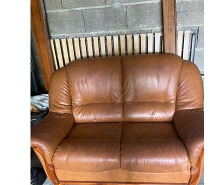 Ameublement - art de la table Charente Mouthiers sur Boeme - 16440 - Photos Vivastreet Canapé 2 place état neuf