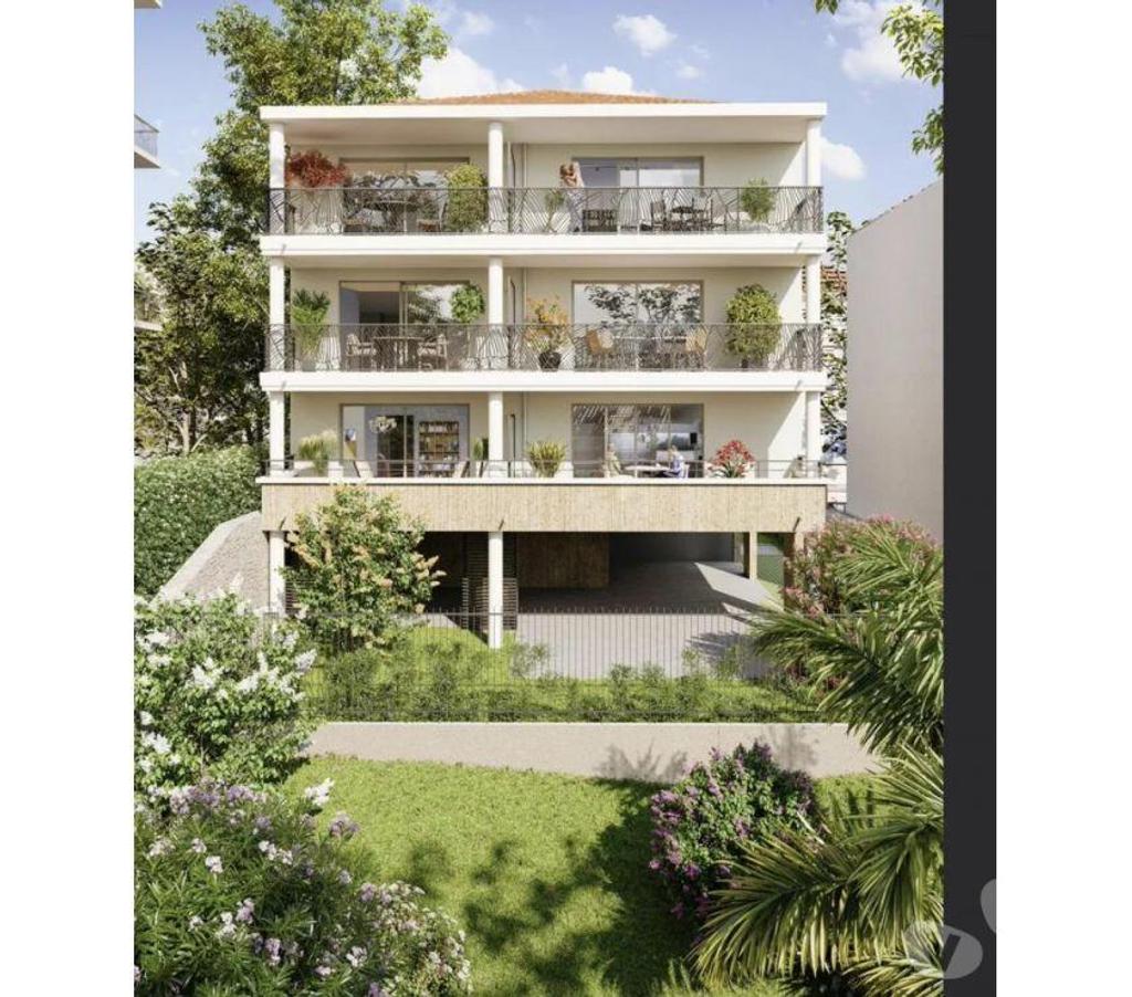 Appartements haut de gamme à Cannes, proche commerces et gare. Derniers lots disponibles à partir de 623.000€. Prestations de qualité avec parking en sous-sol. Renseignements