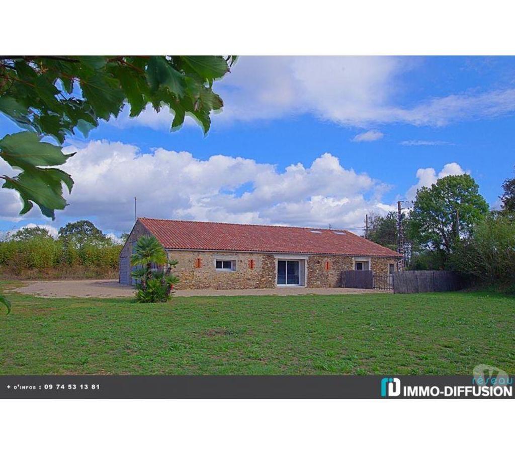 Grange à terminer proche plage, commerces et golf - 300m² avec jardin et possibilité d'accueillir des chevaux - Prix : 335000€