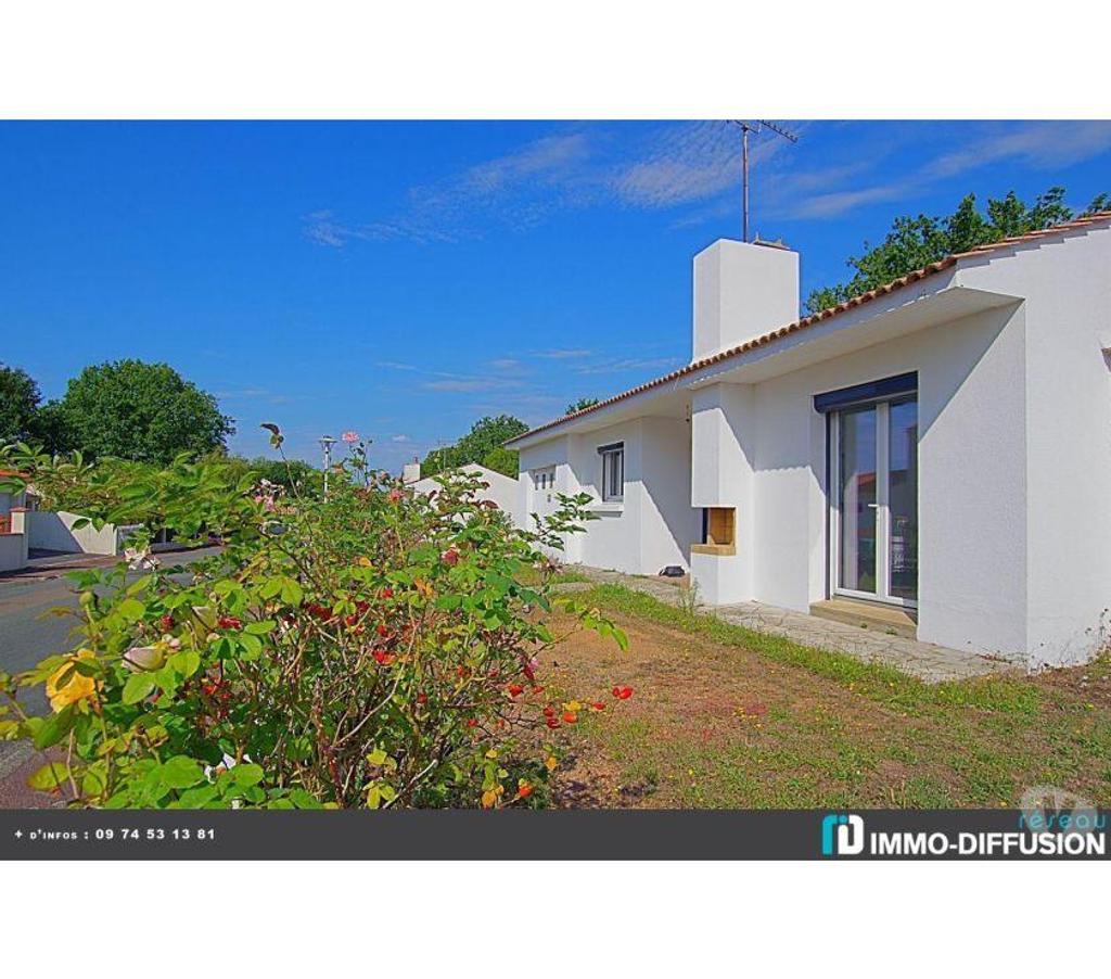 Maison rénovée avec grand garage à Sainte Foy - 2 chambres - 294 000€