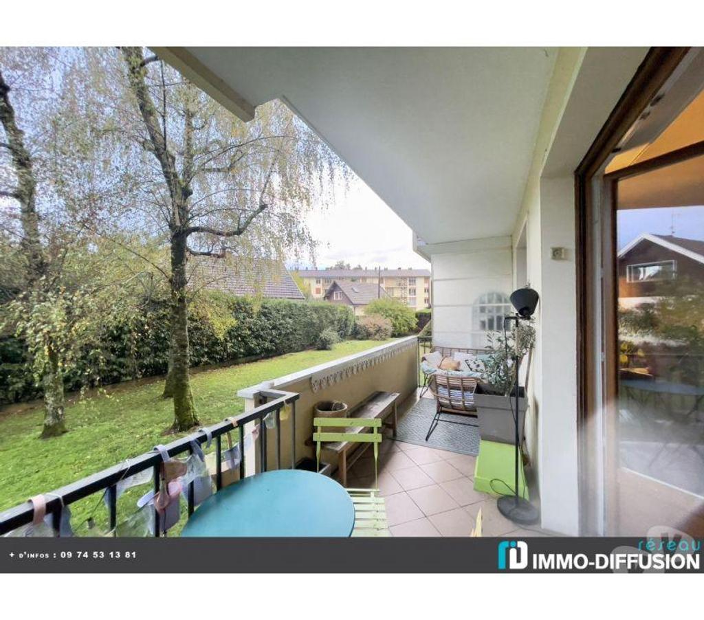 Charmant T3 rénové avec goût, quartier calme et recherché à Annecy - 79m², balcon, cave - DPE en cours - Prix : 430000 Euros