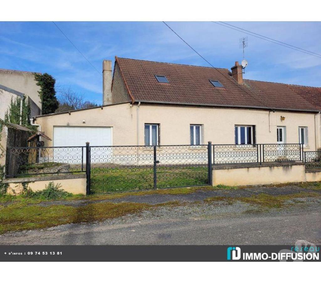 Maison de plain-pied avec vue dégagée et grand terrain dans le sud du Berry - 3 chambres et grenier aménageable - Prix: 77000 Euros