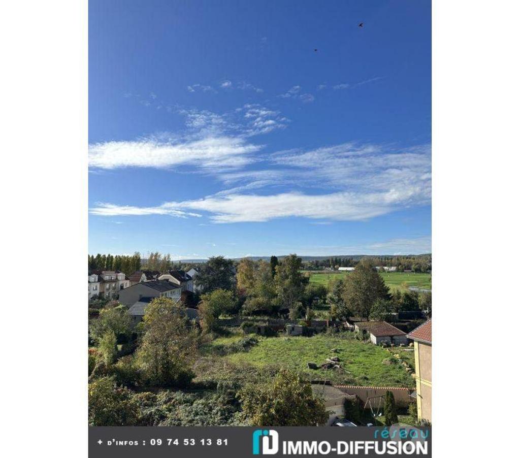 Appartement 3 pièces rénové avec vue sur Golf et Mont Saint Quentin à Longeville Les Metz - 139500€