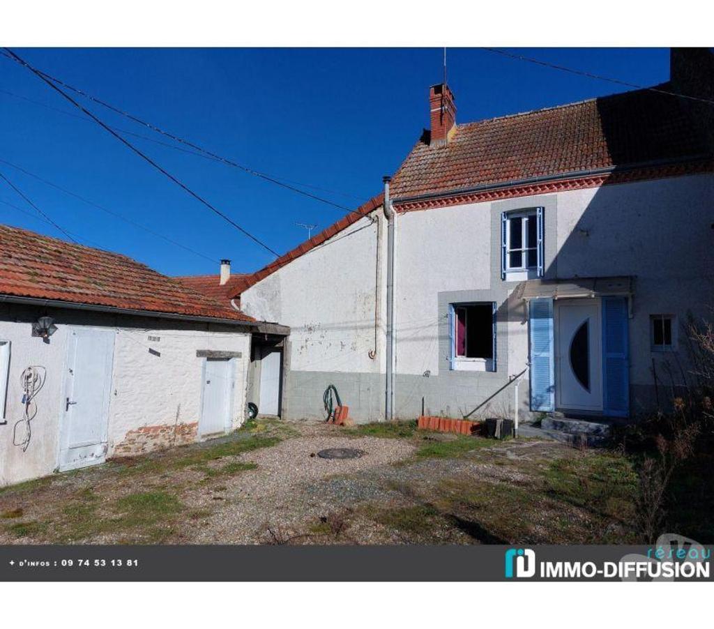 Maison de charme avec beaux volumes au cœur d'un hameau paisible - Accès facile aux chemins ombragés - Assainissement récent - À saisir !