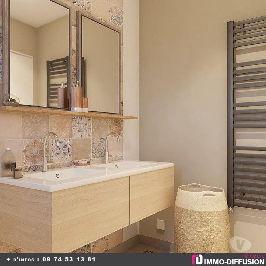 Appartement T4 avec balcon et jardin à Bourgoin Jallieu, proche de Lyon