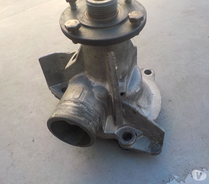 Pompe à Huile Moteur D'occasion Pour BMW E30/E34 (moteurs M20 Et M21) - Très Bon état
