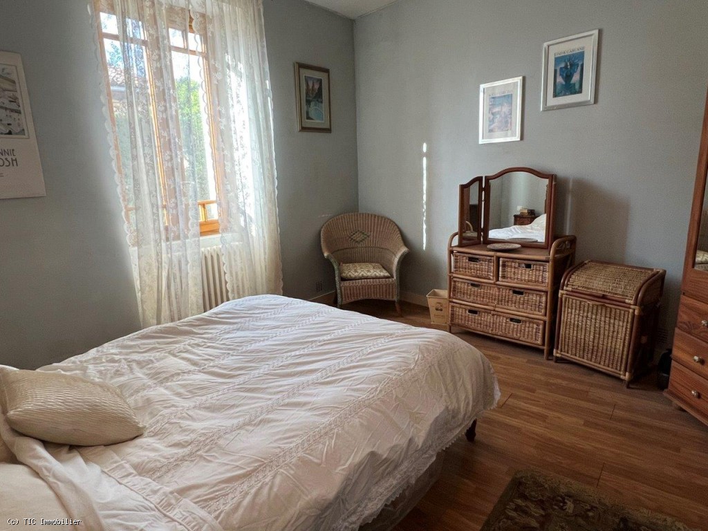 Vente Maison Charente Cellefrouin - 16260 - Photos Vivastreet BELLES VUES ! Maison de 4 Chambres avec Piscine